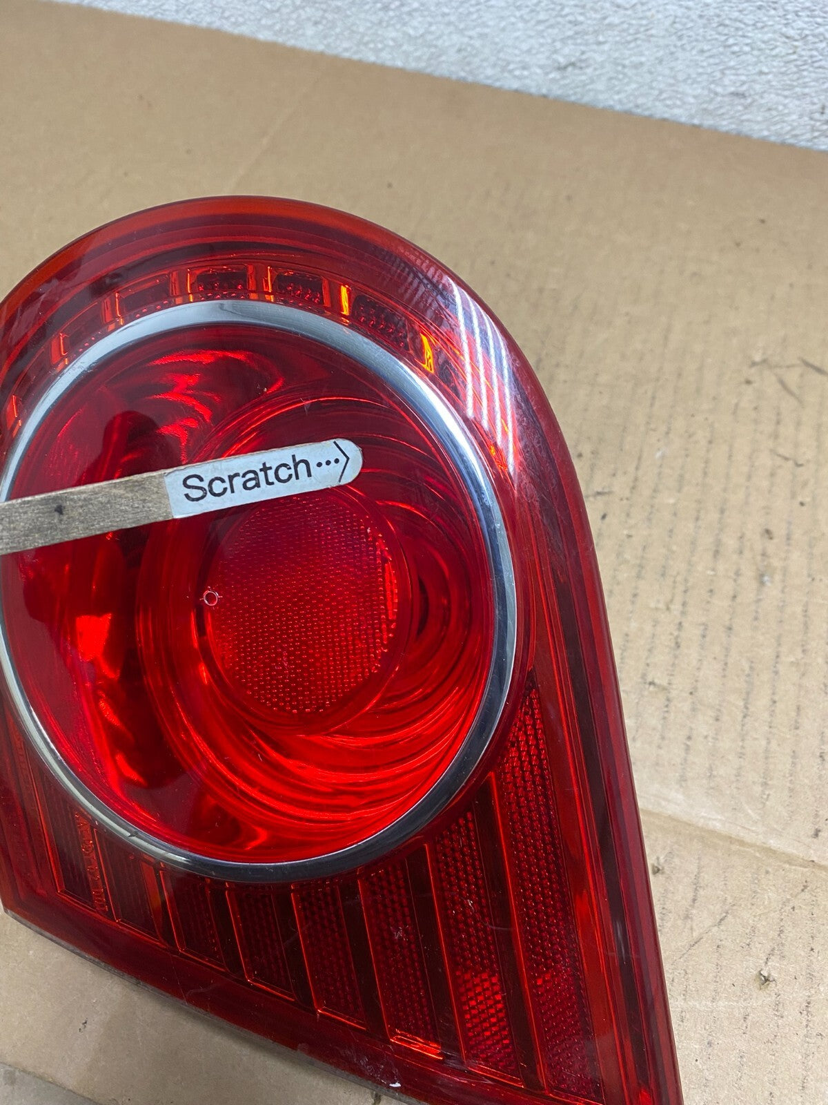 2004 2005 2006 Kia Amanti Right Passenger Side Tail Light Inner M0699 DW5