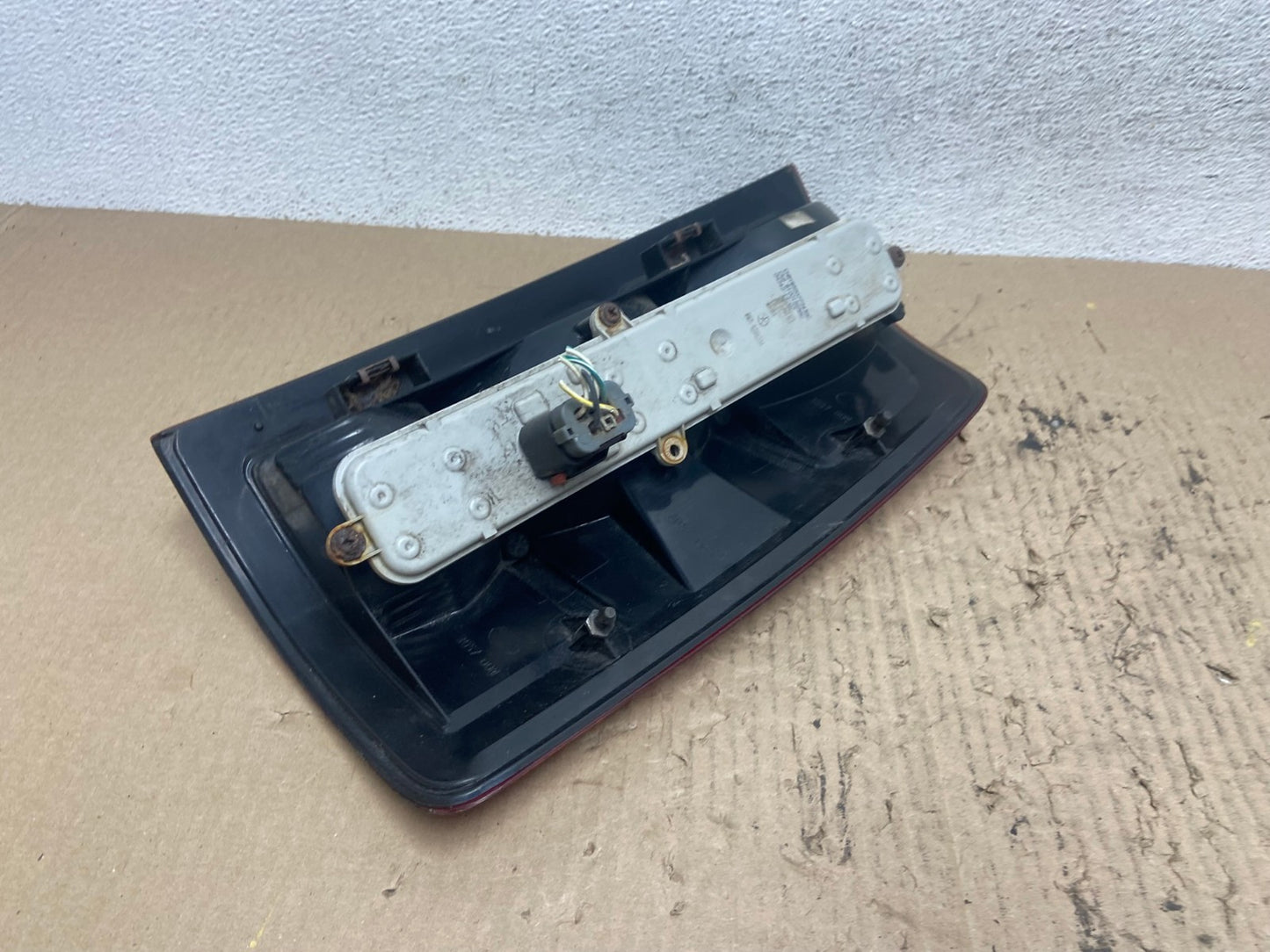2002 to 2006 Dodge Ram 1500 Left Driver side Tail Light AF7050 LK5