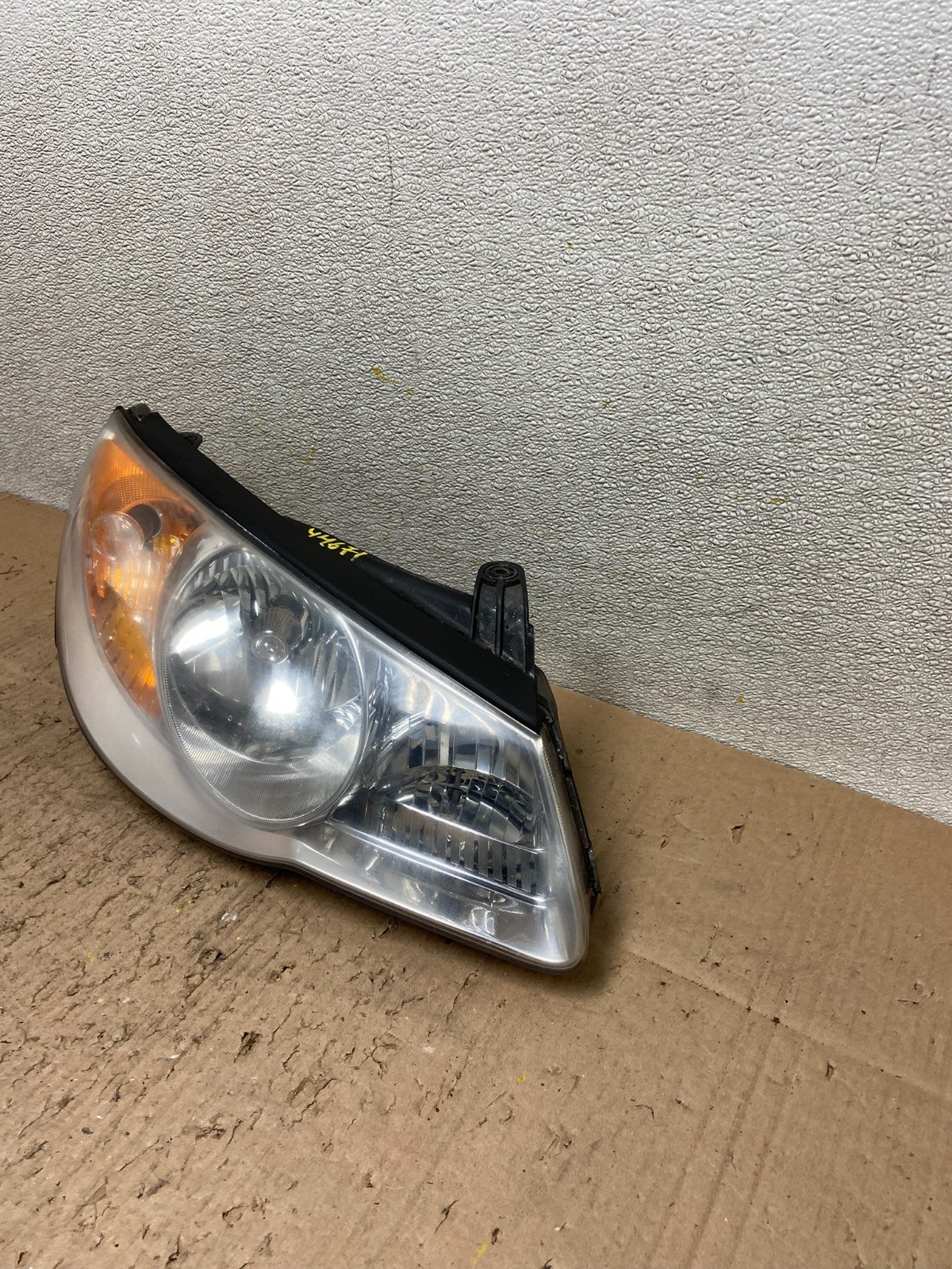 2007 2008 2009 2010 Hyundai Elantra Right Passenger Side Headlight OEM Y4671 DW1