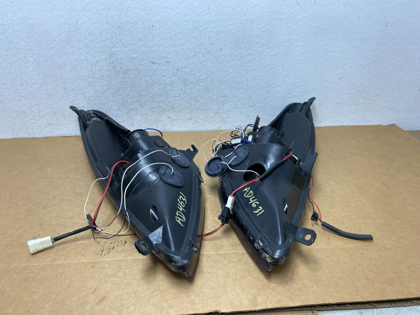 2000 to 2005 Toyota Celica Left+Right Set LED Black Headlights AD4631 DG10