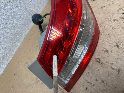 2013 2014 2015 Nissan Sentra Led Right Passenger Side Tail Light X2264 DW3