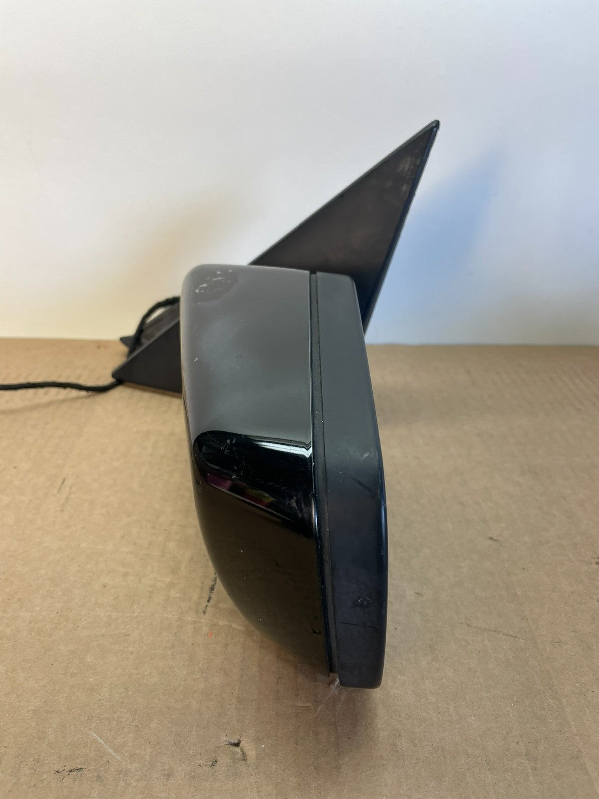 2001 to 2006 BMW 325i Left Driver Side View Door Mirror AH009710