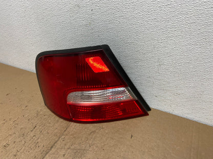 2000 to 2001 Nissan Altima Left Driver LH Side Tail Light AC7316 LK1