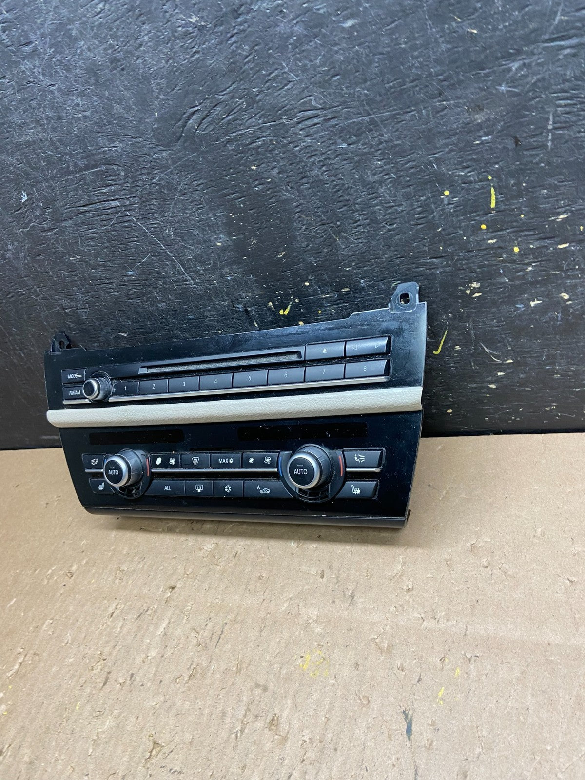2011-2015 BMW F10 535i 550i Heater Ac Climate Radio Stereo Control OEM T6022 DG1
