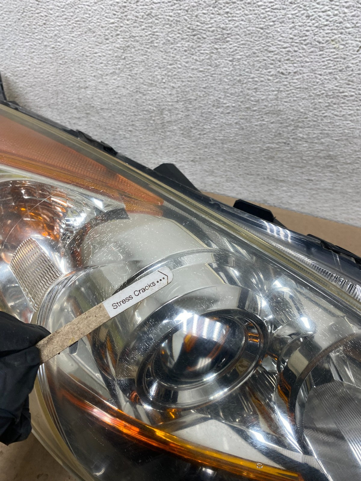 2010 - 2013 Mazda 3 Halogen Right Passenger Rh Side Headlight AG5380 DW3