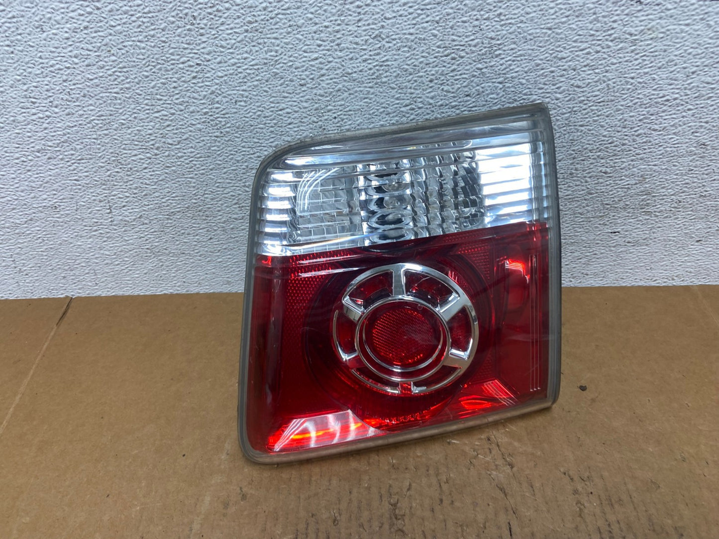 2007 to 2012 GMC Acadia Right Passenger Rh Hatch Tail Light Inner AE1206 LK0