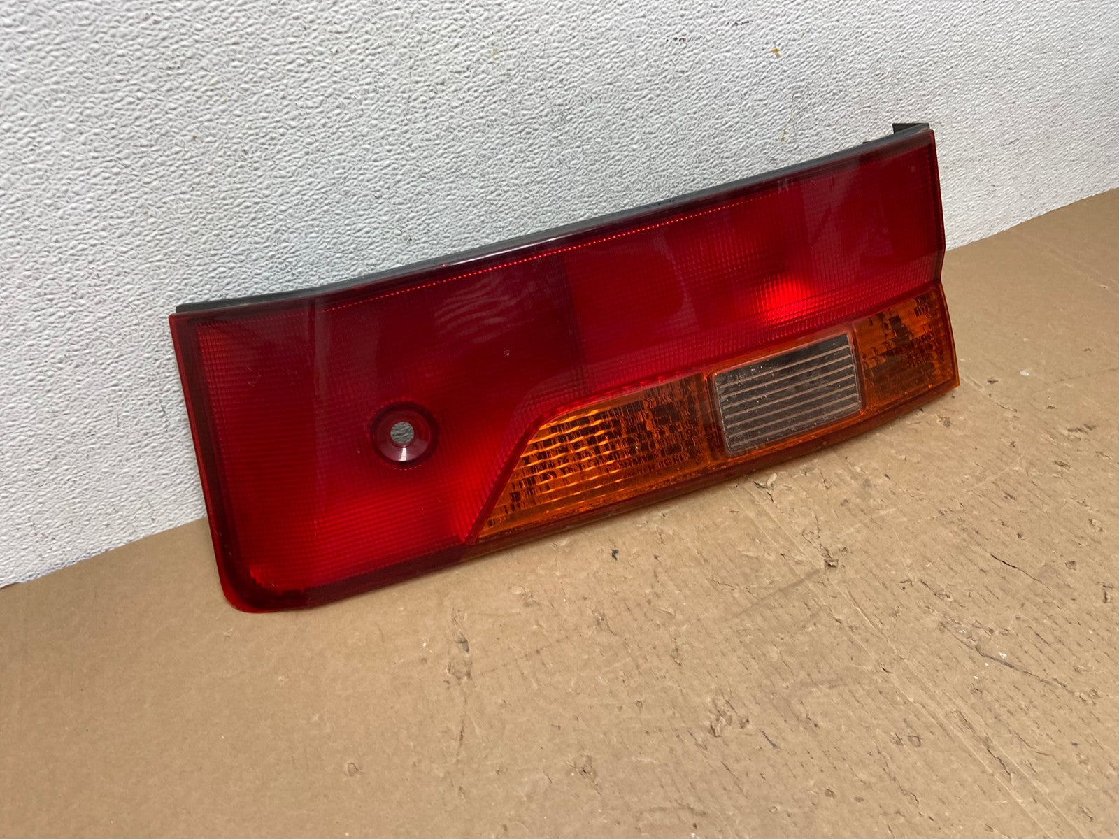 1999 2000 2001 Honda Odyssey Right Passenger RH Tail Light Inner AD8115 LK2