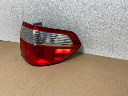 2005 2006 2007 Honda Odyssey Right Passenger RH Side Tail Light AH2998 LK2