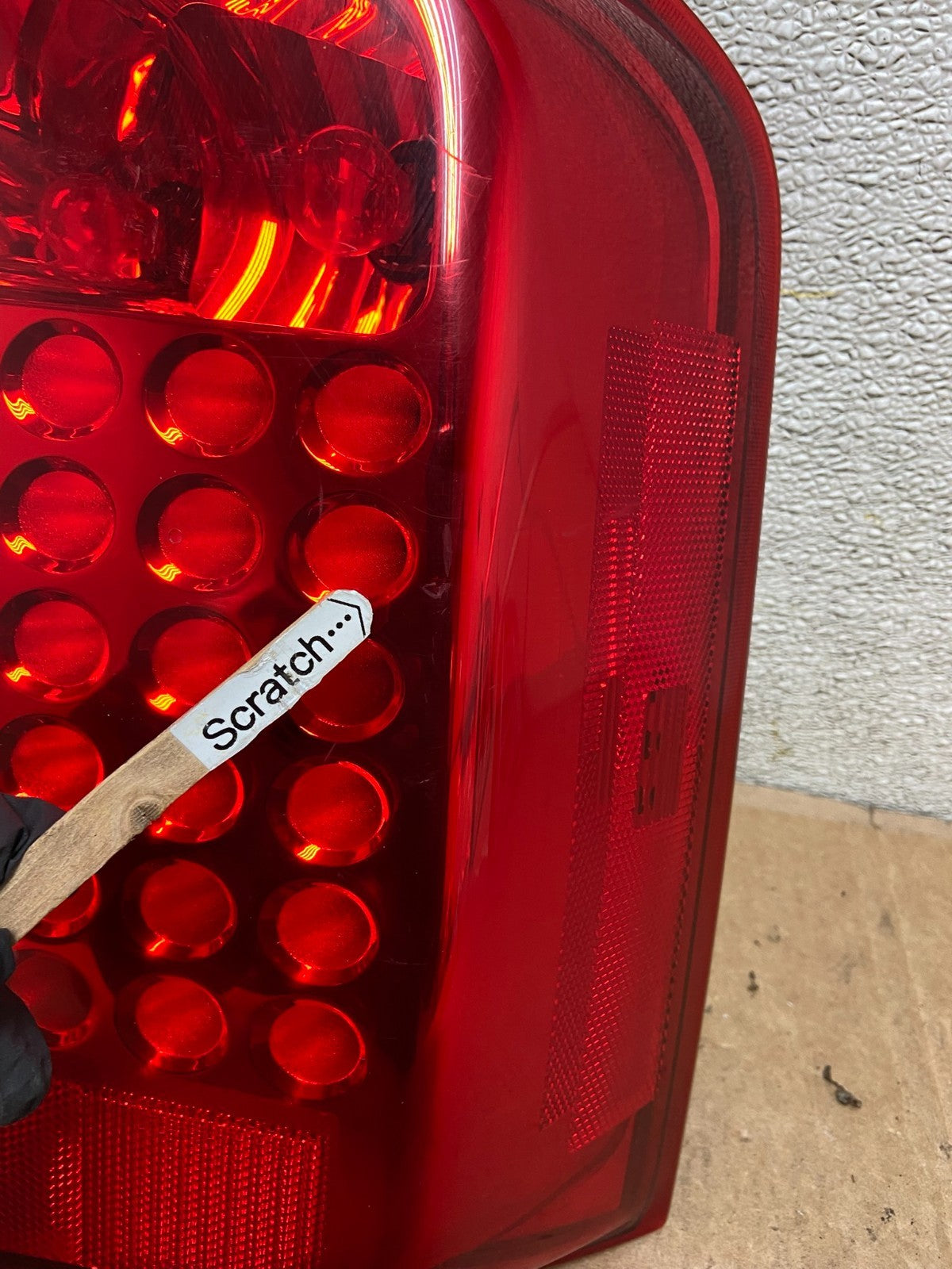 2004 to 2010 Infiniti Qx56 Right Passenger RH Side Tail Light AA35503