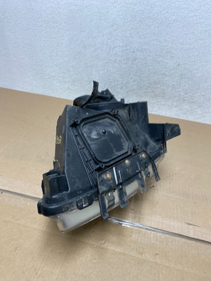 2006-2009 Toyota Prius Right Passenger Rh Side Headlight Halogen AE6693 DW8