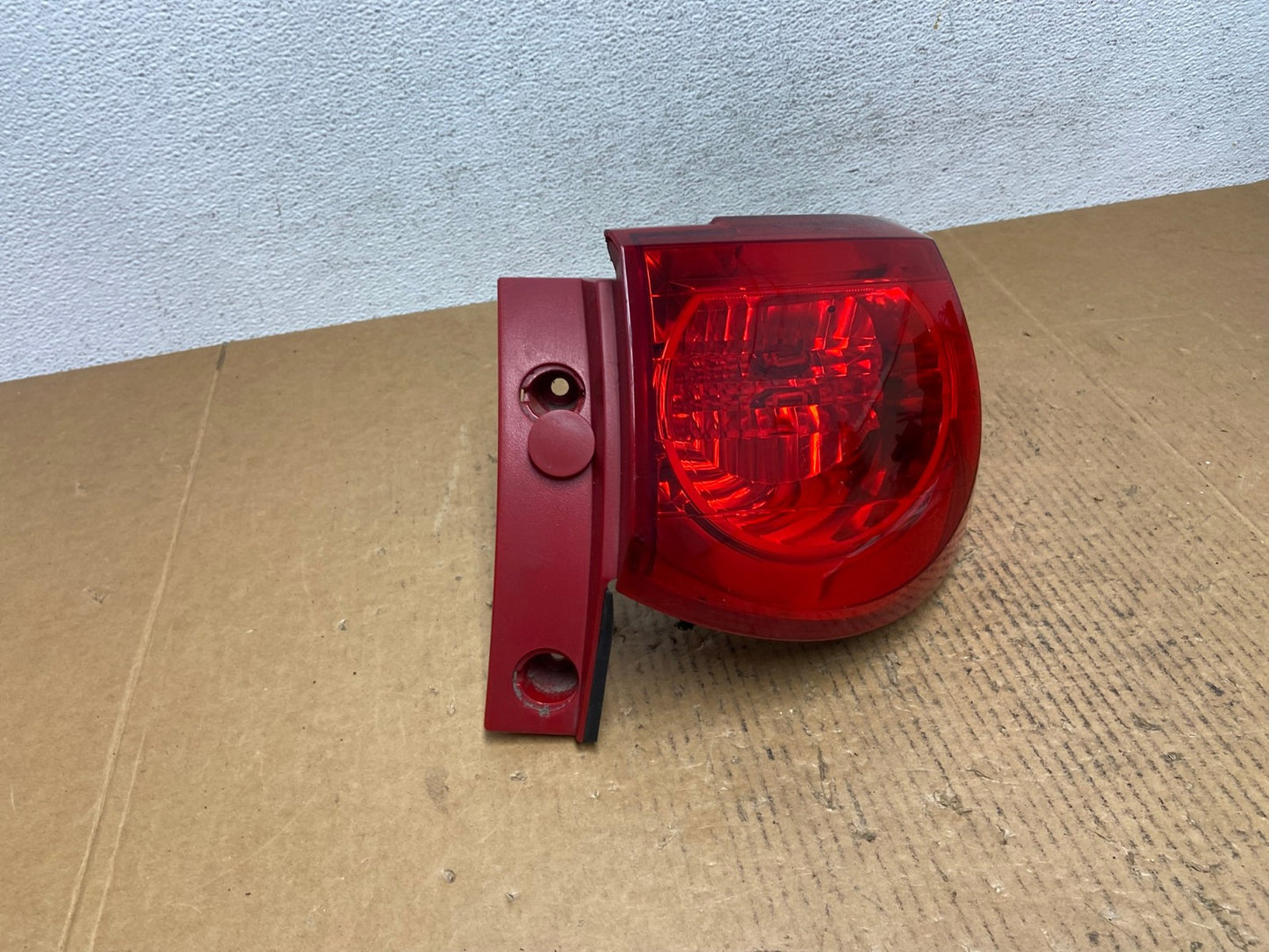 2009 2010 2011 2012 Chevrolet Traverse Right Passenger Tail Light AE0203 LK2