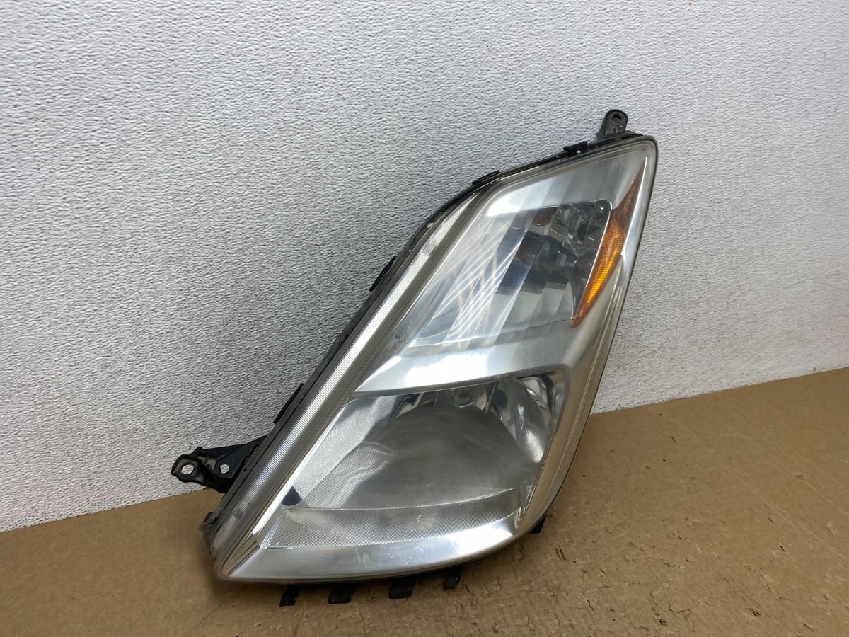 2004 - 2005 Toyota Prius Left Driver Lh Halogen Headlight AG1361 DW2