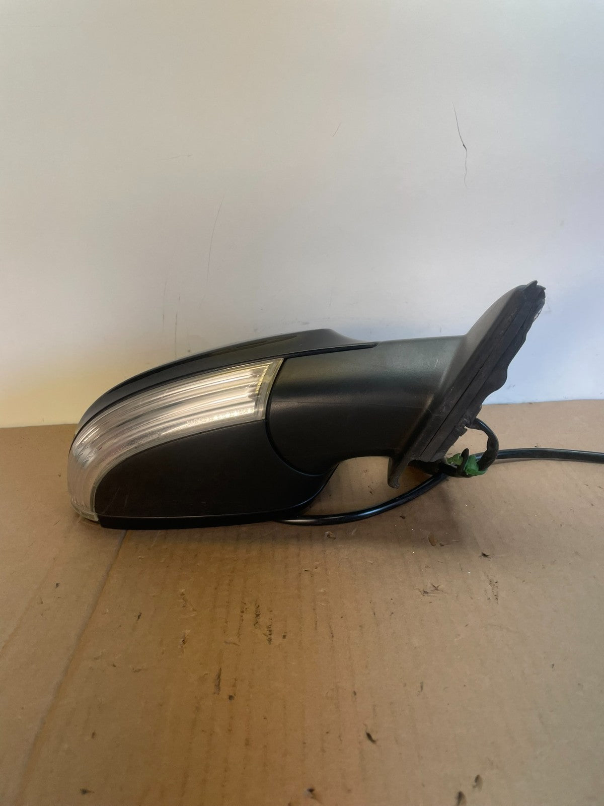 2006-2010 Volkswagen Passat Right Passenger Turn Sgn View Door Mirror AG7795 DW3