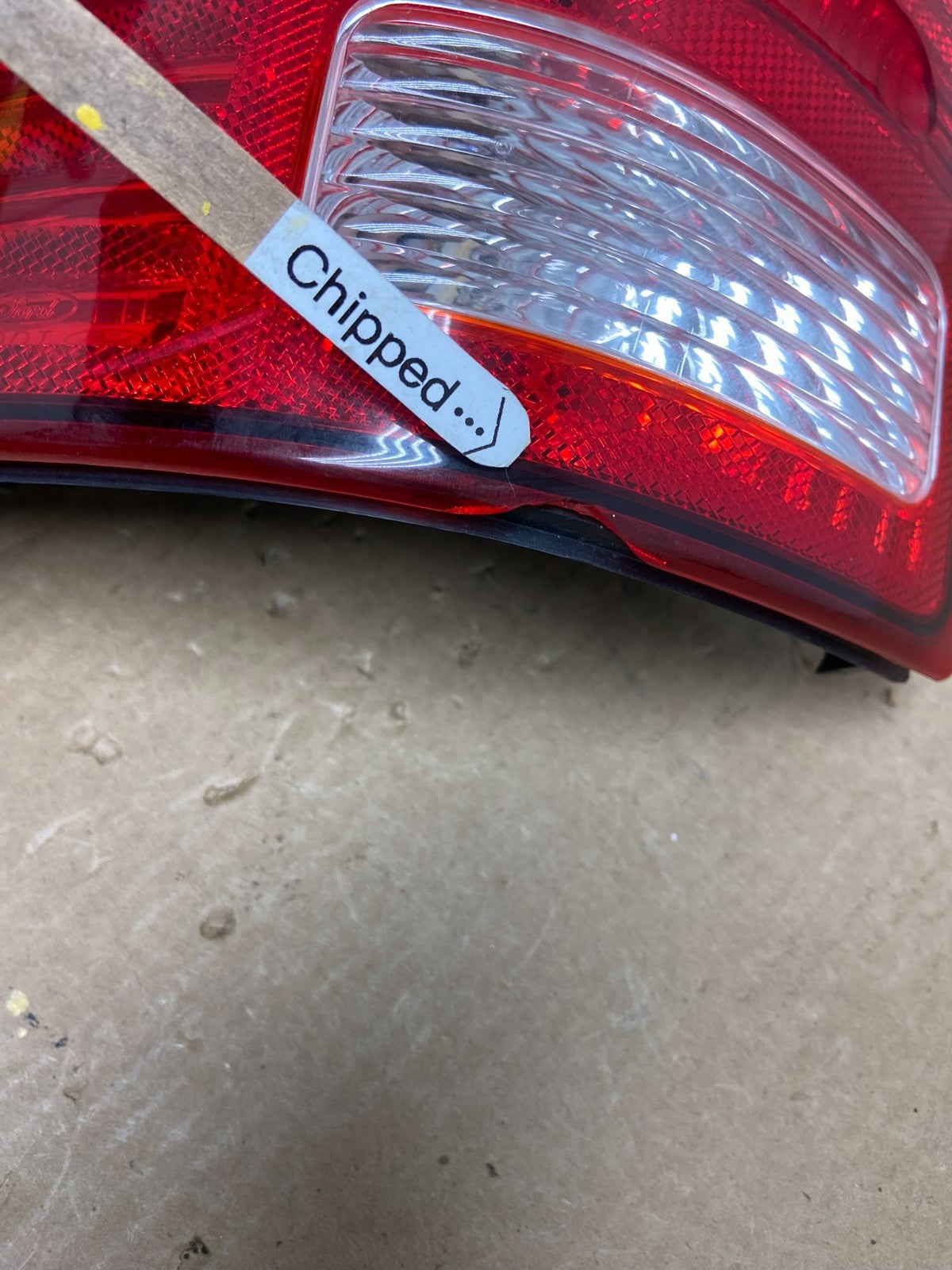 2002 to 2005 Ford Explorer Left Driver Lh Side Tail light AD2451 LK4