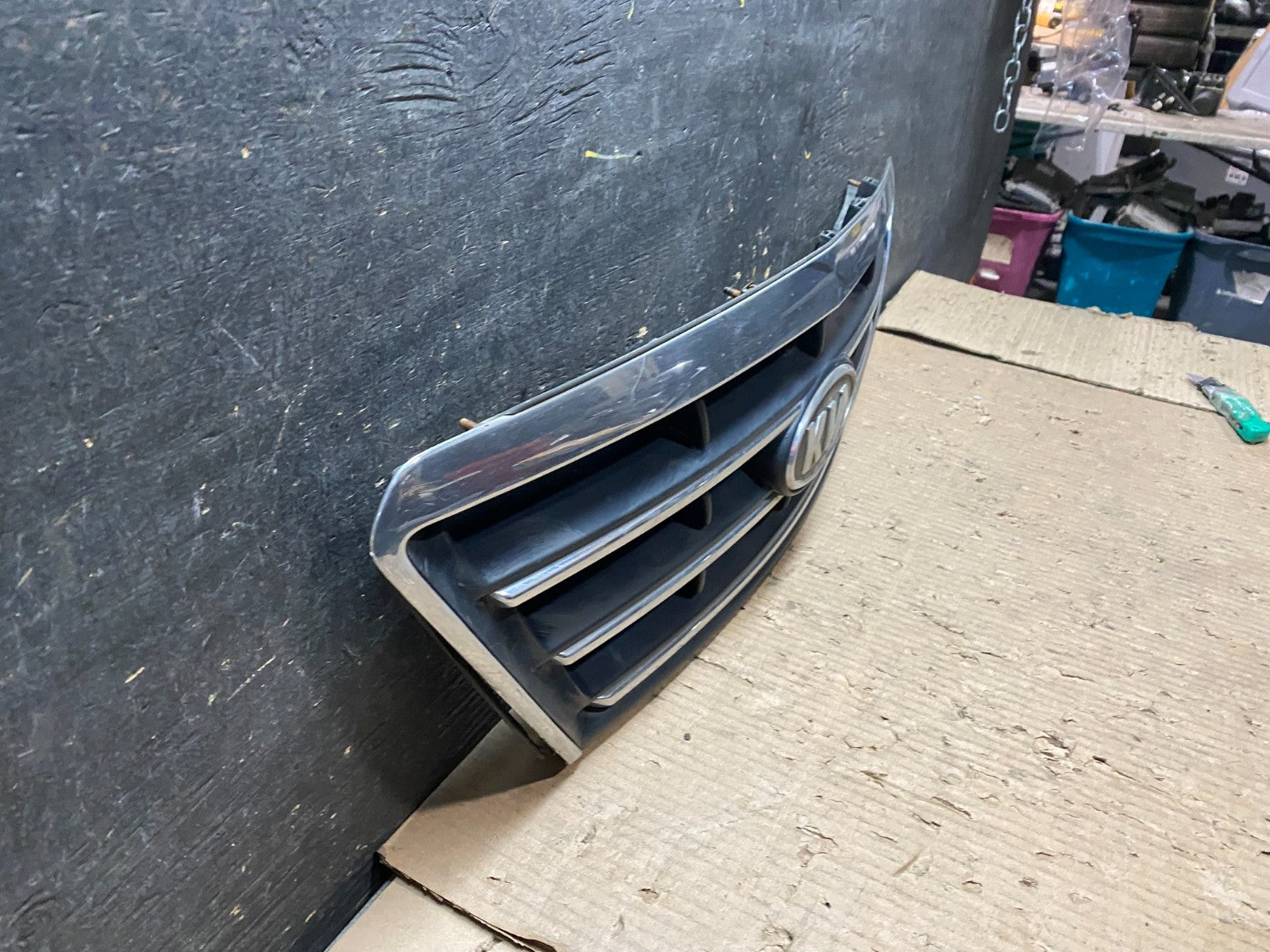 2007 to 2008 Kia Sorento Front Upper Grill Grille OEM X0168 DG2