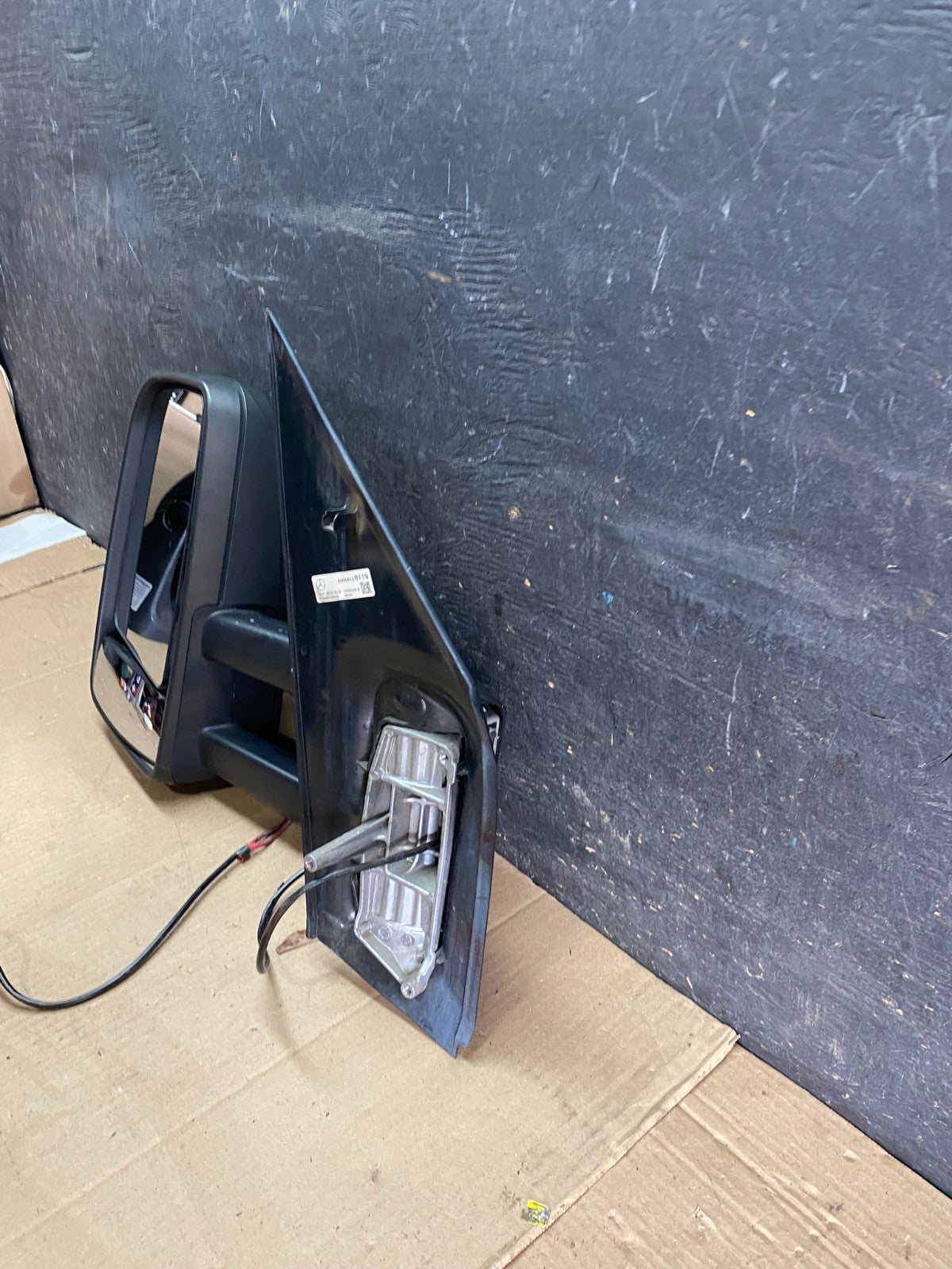 2007 to 2018 Mercedes-Benz Sprinter Left Driver Side View Door Mirror Q5398 DG10