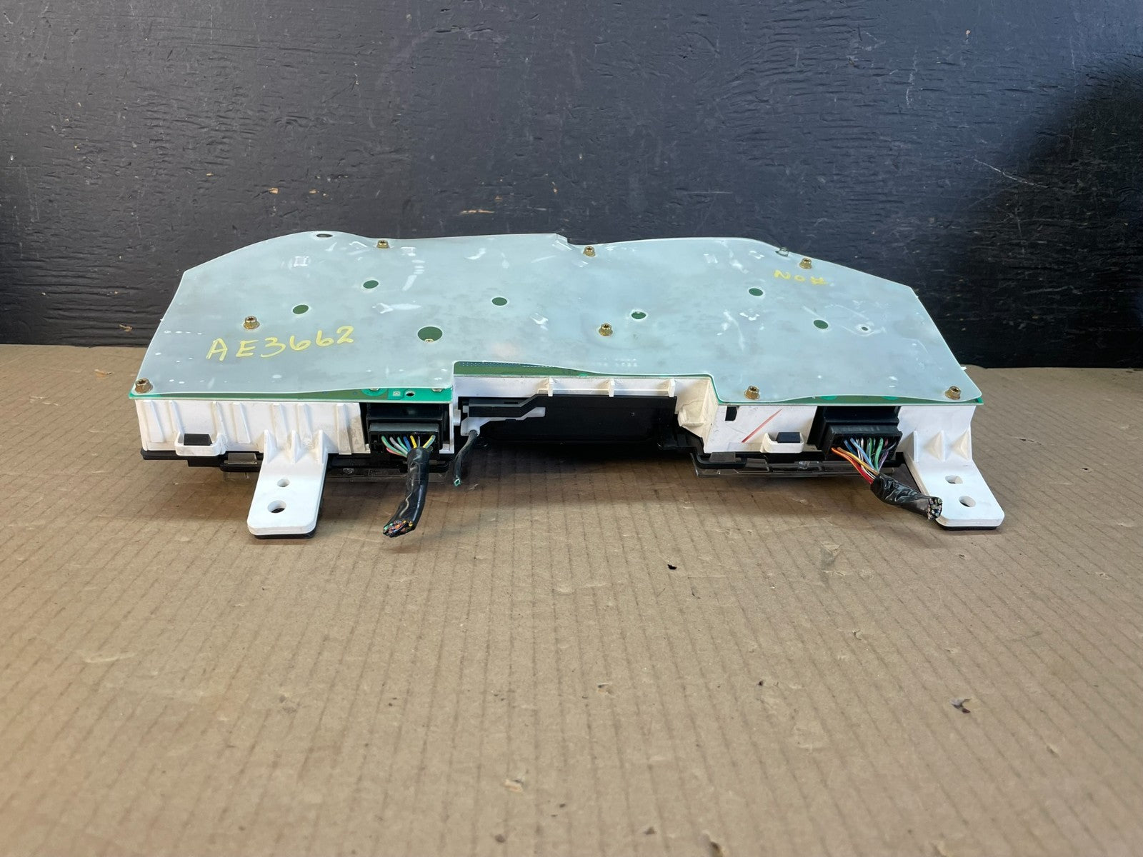 2004 2005 Ford Explorer Speedometer Cluster Gauge AE36628