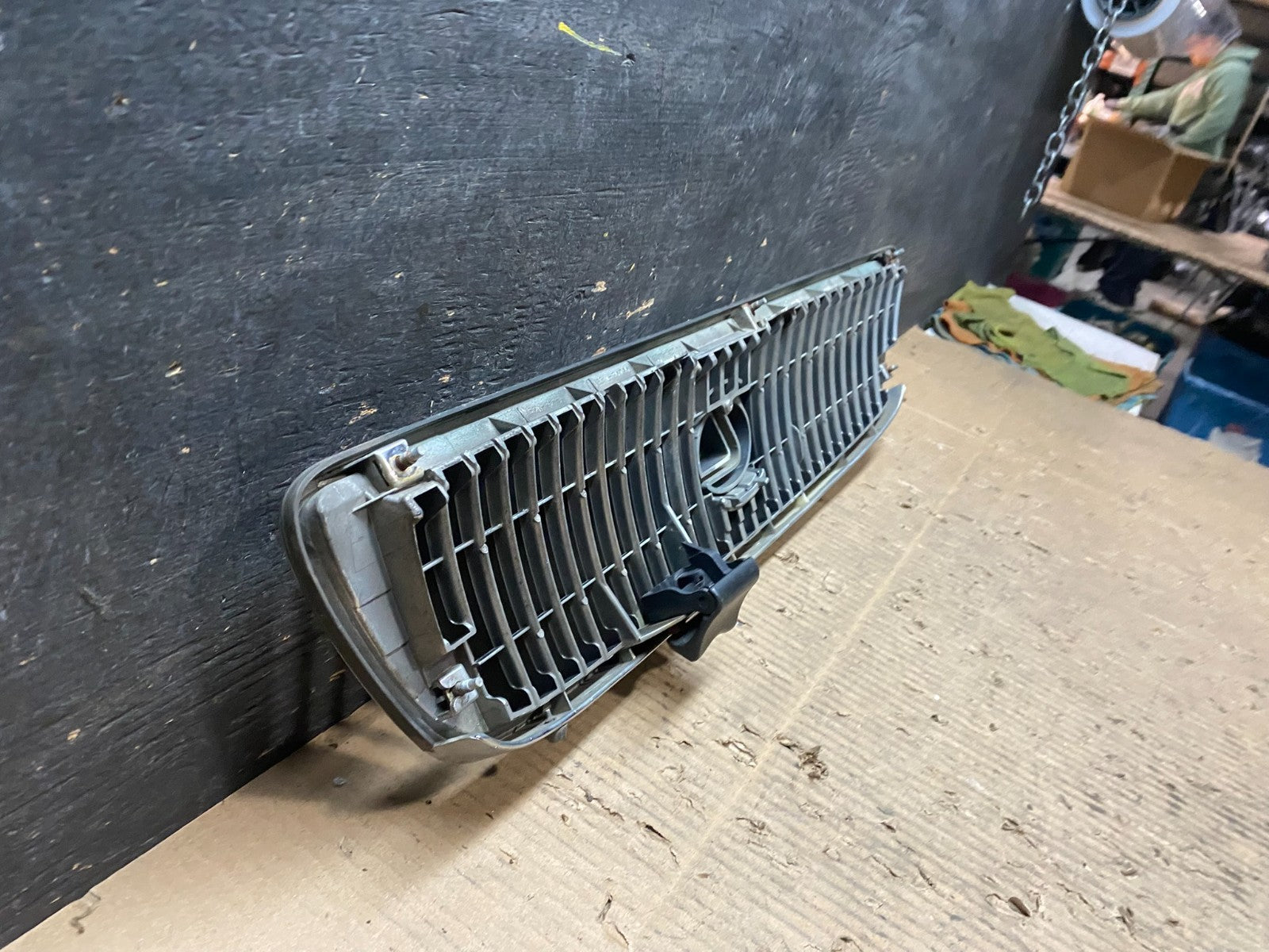 1998 to 2005 Lexus GS300 Front Upper Chrome Grill Grille OEM T9549 DG6