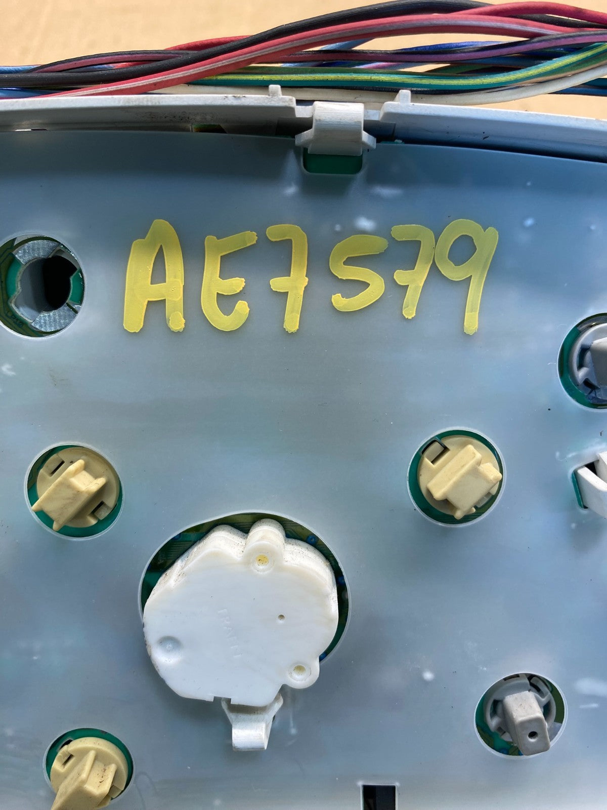 2004 to 2008 Ford E150 E250 Gauge Speedometer Cluster AE75796