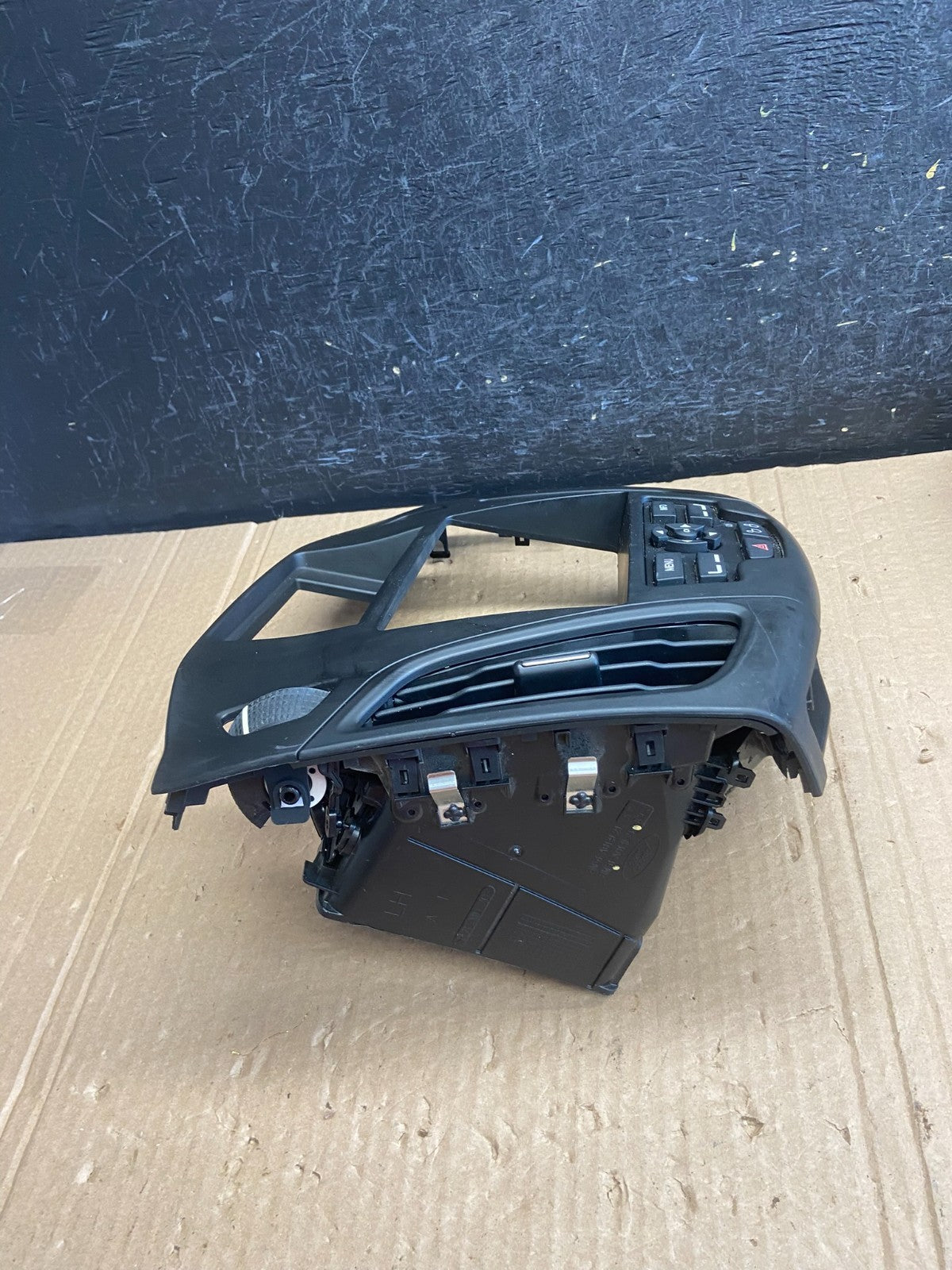2012 to 2014 Ford Focus METRA 99-5827B / S-DIN D-DIN Car Radio Dash Kit AF62541