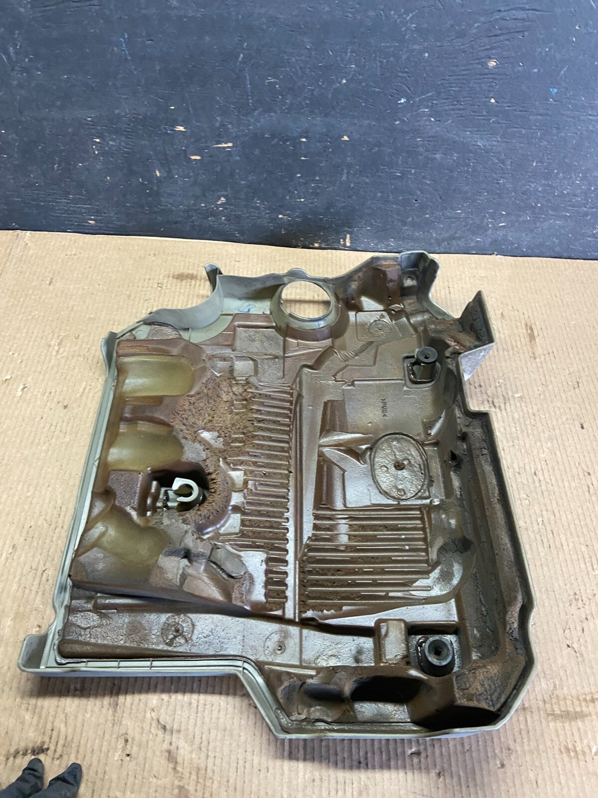 2008 to 2010 Toyota Highlander Top Engine Cover Lid N8329 PS6