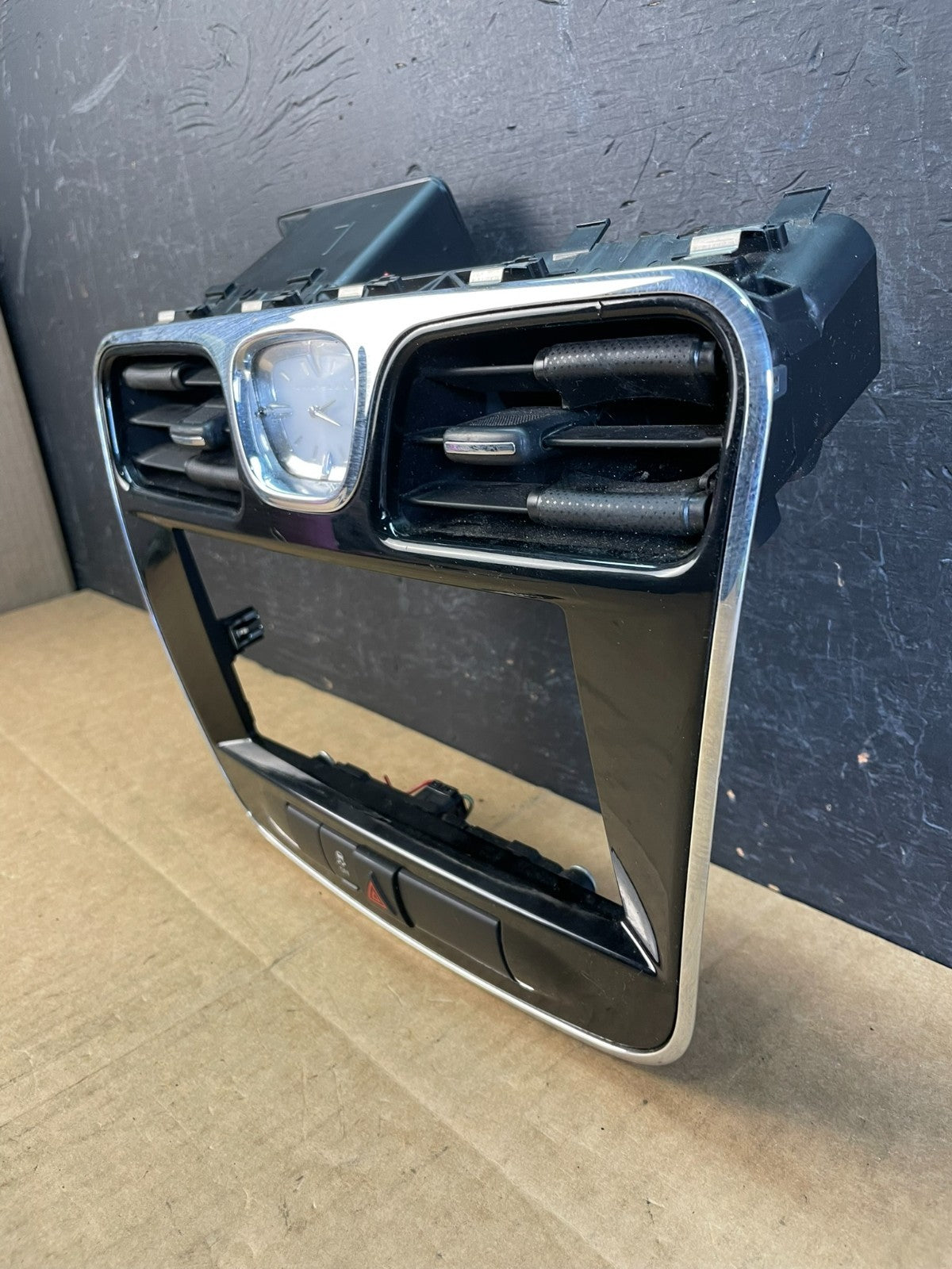 2011 - 2014 Chrysler 200 Dash Radio Bezel Trim Clock Hazard Bezel AC5227 DG2
