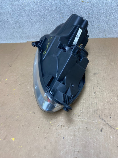2005 to 2010 Volkswagen Jetta Left Driver LH Side Headlight Halogen Z7875 DW5
