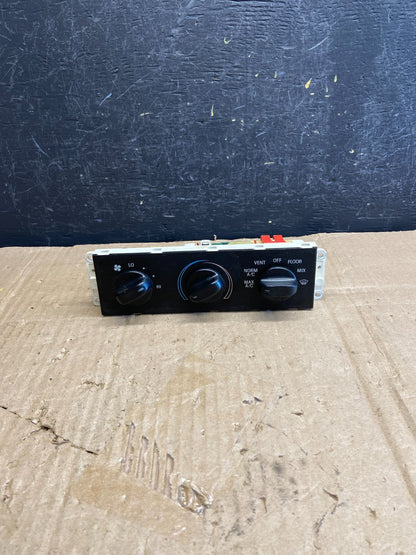 1998 to 2011 Ford Crown Victoria Marquis A/C Heater Climate Control AE1863 DG0