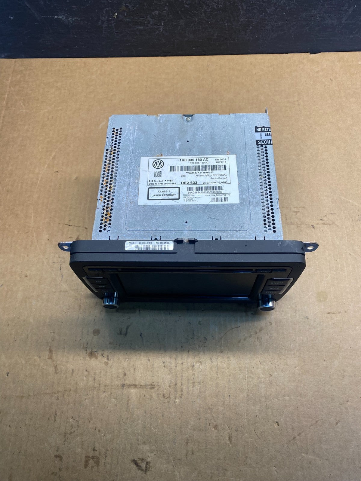2012 to 2013 Volkswagen Passat Jetta Radio CD Player AM/FM Media AC6929 DG3