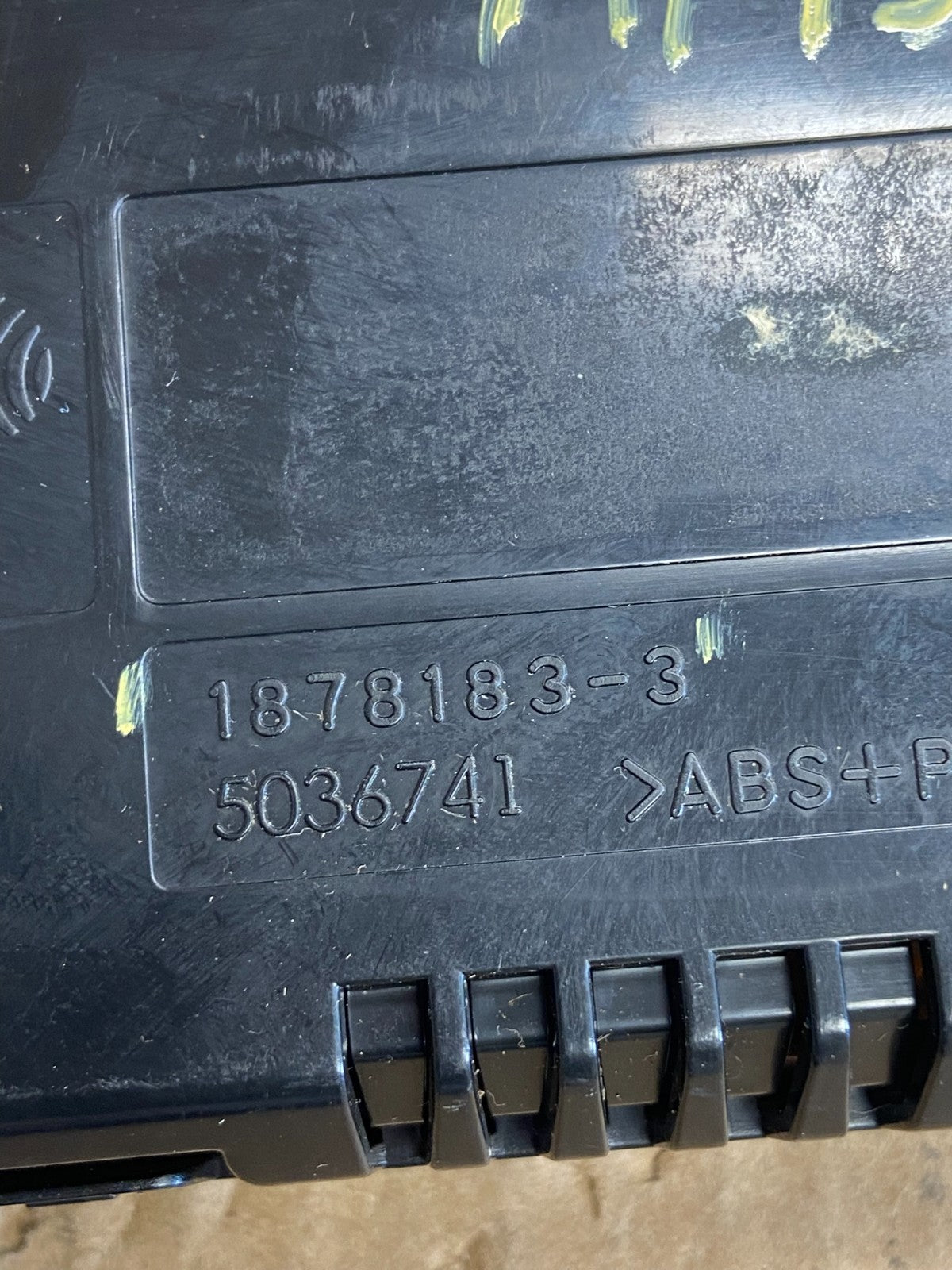 2011 to 2013 Buick Regal Radio Information Screen Display AF1560 DG4