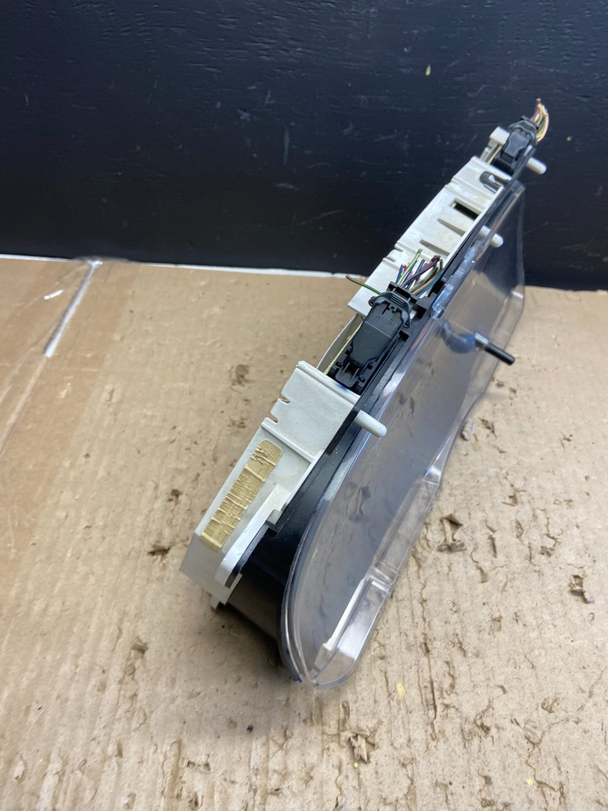 2006 Ford E350 Gauge Speedometer Cluster OEM ab5768 DG2