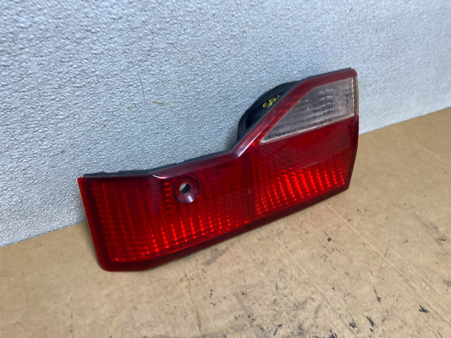 1998 to 2000 Honda Accord Right Passenger Side Inner Tail Light OEM T3705 DW2