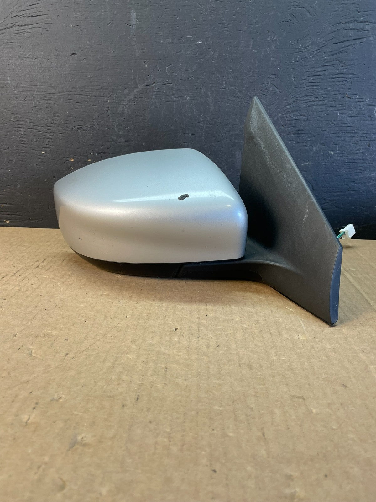 2013 to 2019 Nissan Sentra Right Passenger Side Door Mirror AD0312 DG0
