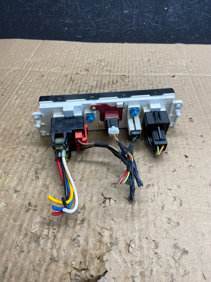 1999 to 2004 Ford F250 F350 Super Duty Heater A/C Climate Control AD1992 DG4