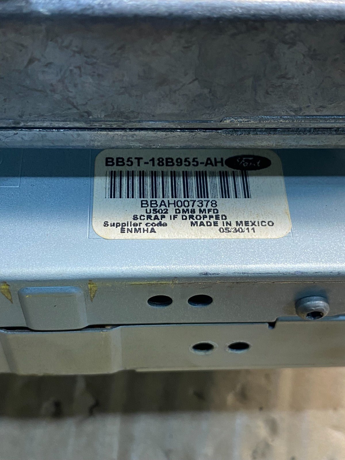 2011 to 2013 Ford Explorer Radio Information Display Screen ai4889 DG4