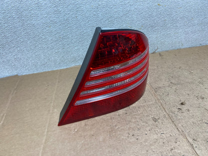 2003 to 2006 Mercedes-Benz S-Class Tail Light Right Passenger Side Oem AA4077 DW2