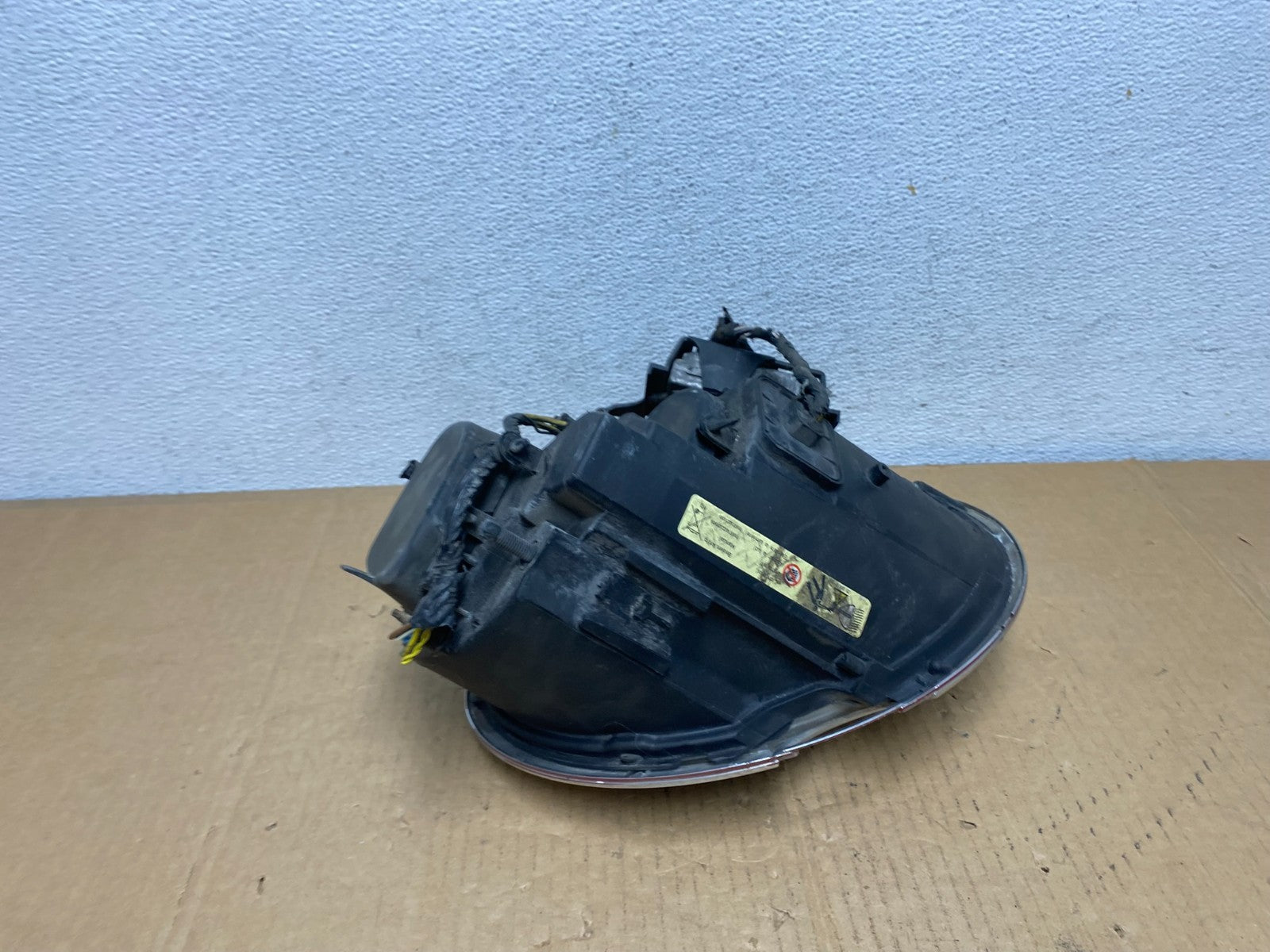 2002 2003 2004 Mini Cooper Right Passenger RH Side Headlight Xenon AD0878 DW5
