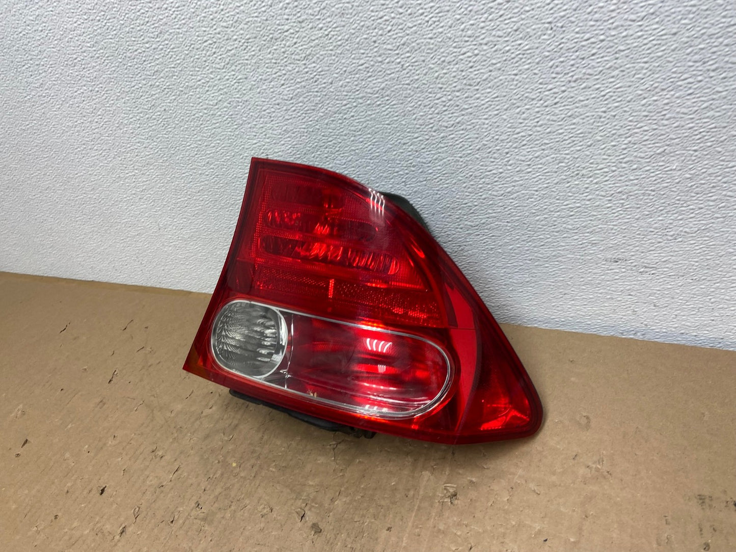 2006 2007 2008 Honda Civic Right Passenger Rh Side Tail Light AB6718 LK1