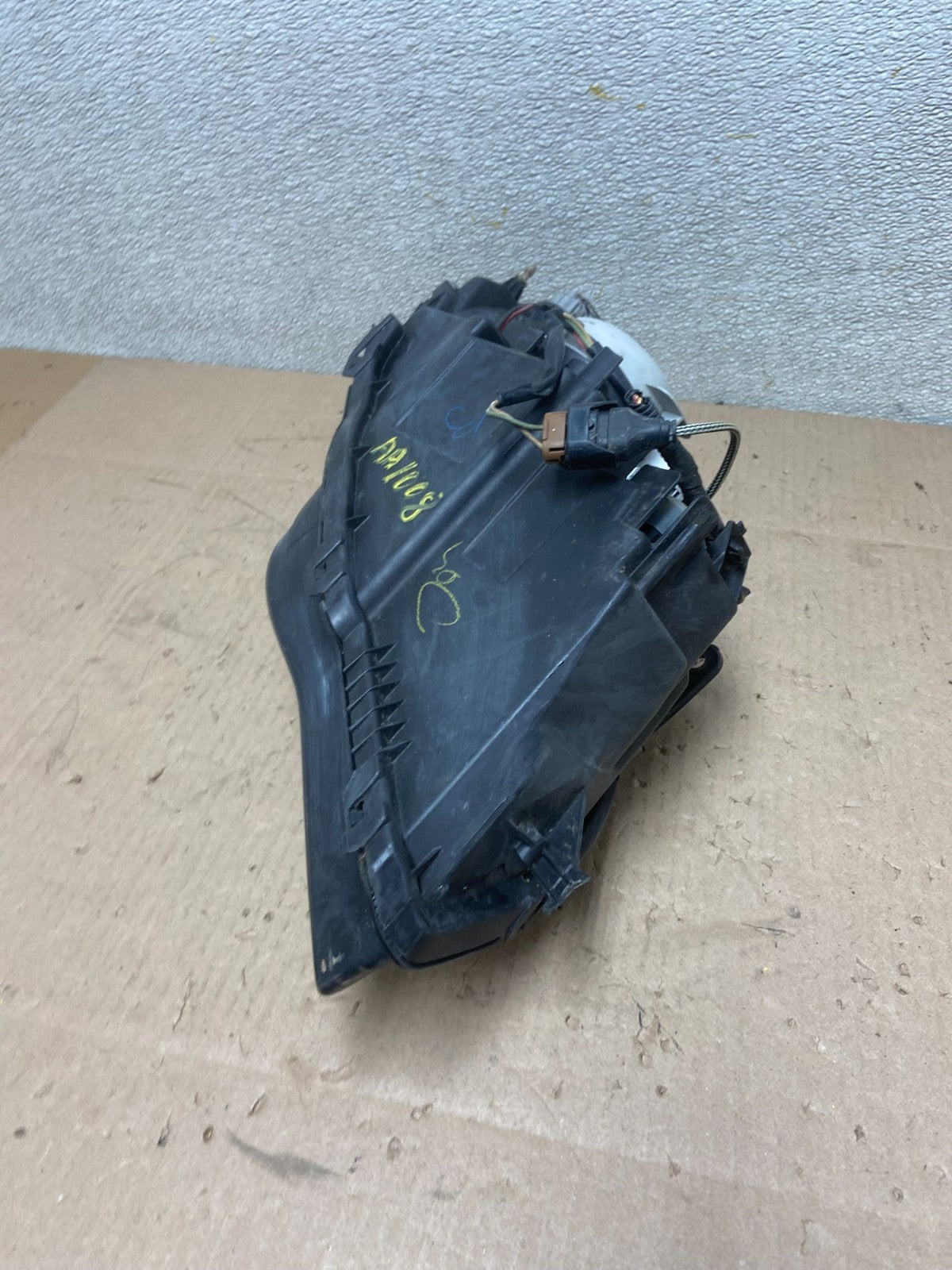 2006 to 2007 Subaru Legacy Left Driver LH Side Headlight Oem AA1008 DW7