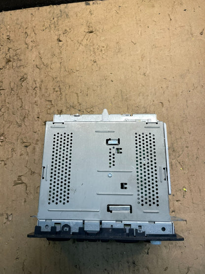 2000 - 2006 Chevrolet GMC Truck AM FM Radio OEM W6895 DG4