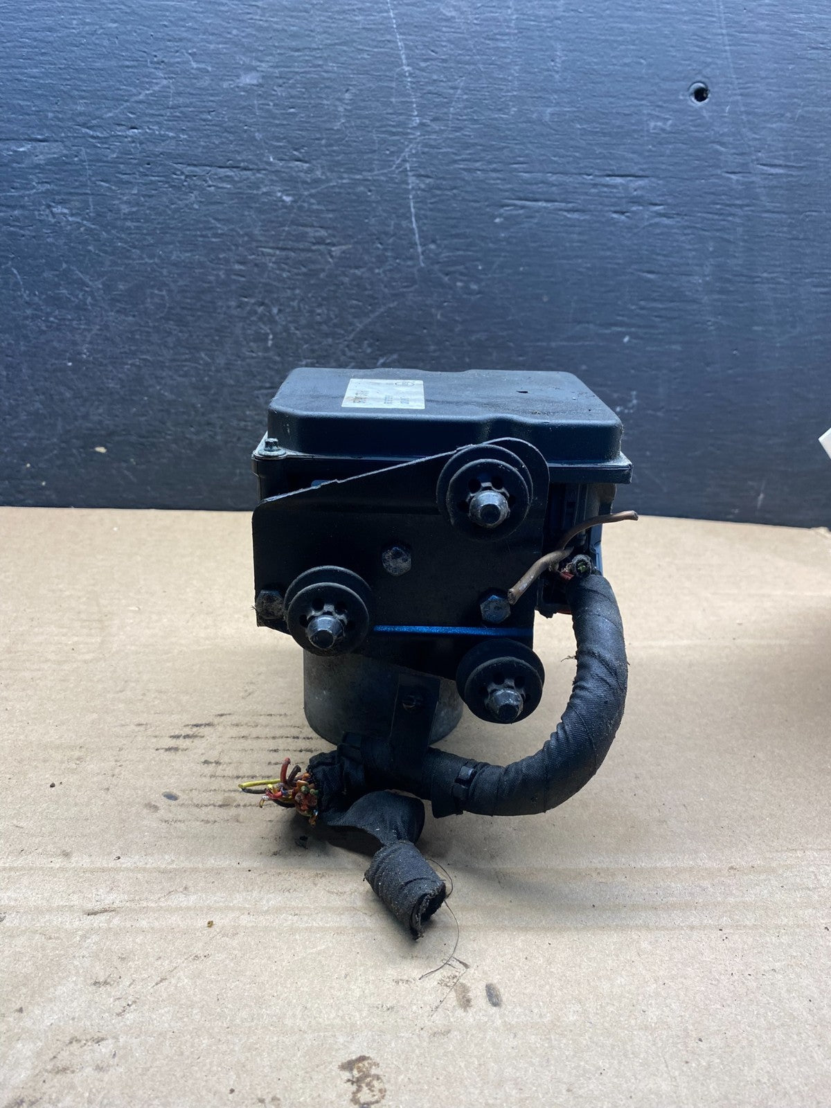 2009 to 2012 Audi Q5 ABS Anti-Lock Brake Pump 8R0614517 AE2225 DG2