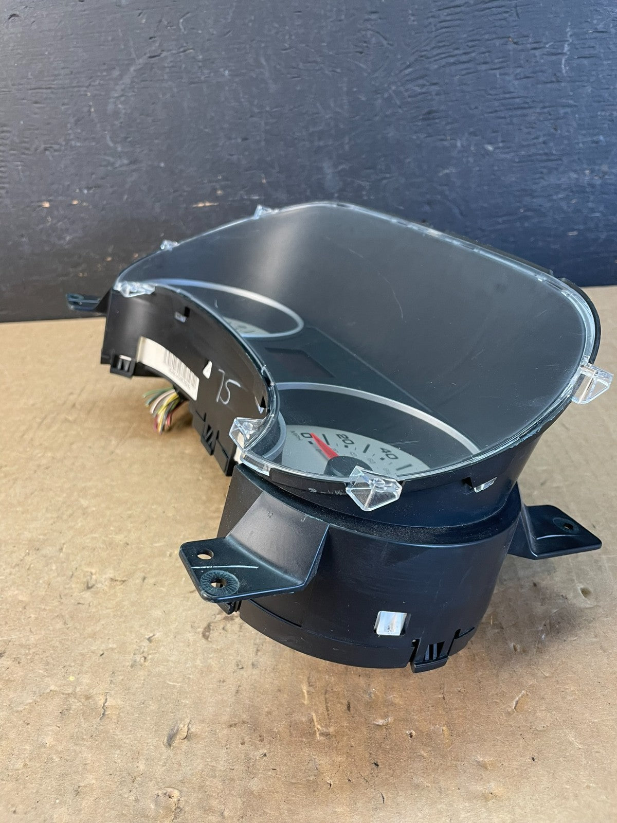 2006 Ford Explorer Speedometer Cluster Gauge AD0401 DG2