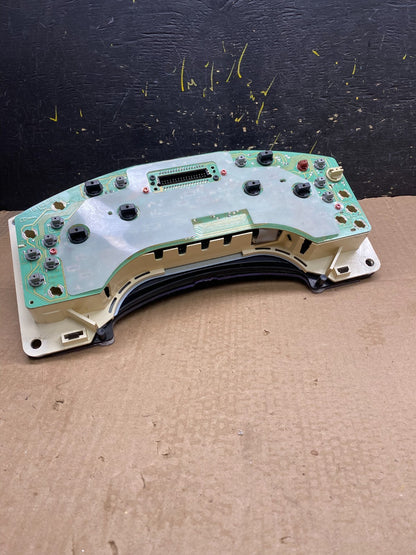 1996 to 2000 Chevrolet Express Speedometer Cluster Gauge Y9986 DG7