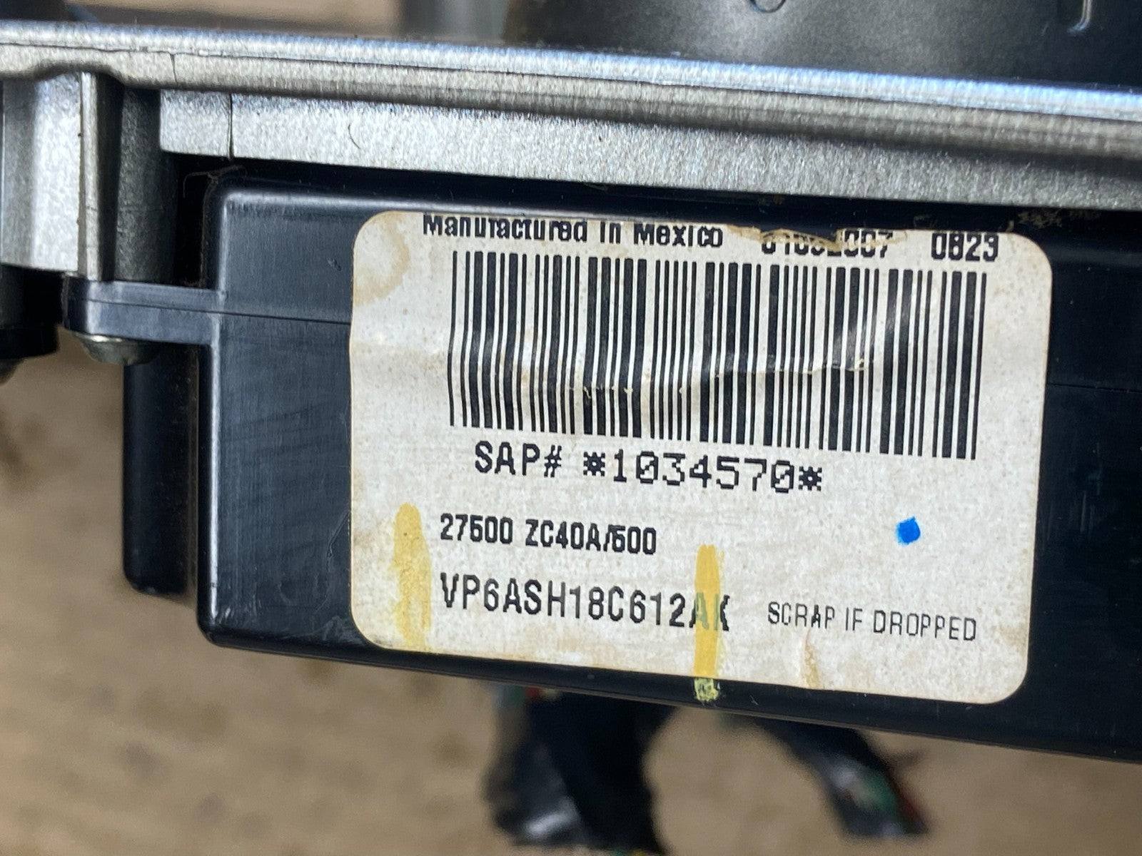2004 to 2007 Nissan Armada Bose Radio CD Player A/C Climate Control OE AB9709 DG6