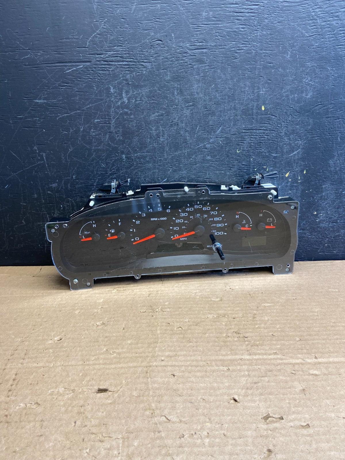 2006 Ford E350 Gauge Speedometer Cluster af2661 DG0