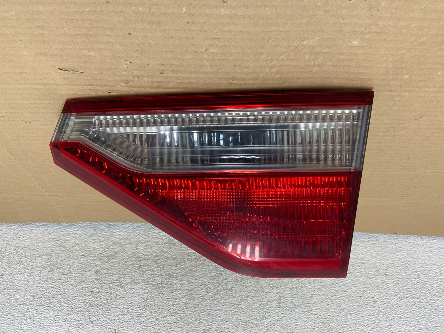 2011 - 2013 Honda Odyssey Inner Tail Light Right Passenger RH Side AG8884 DW0