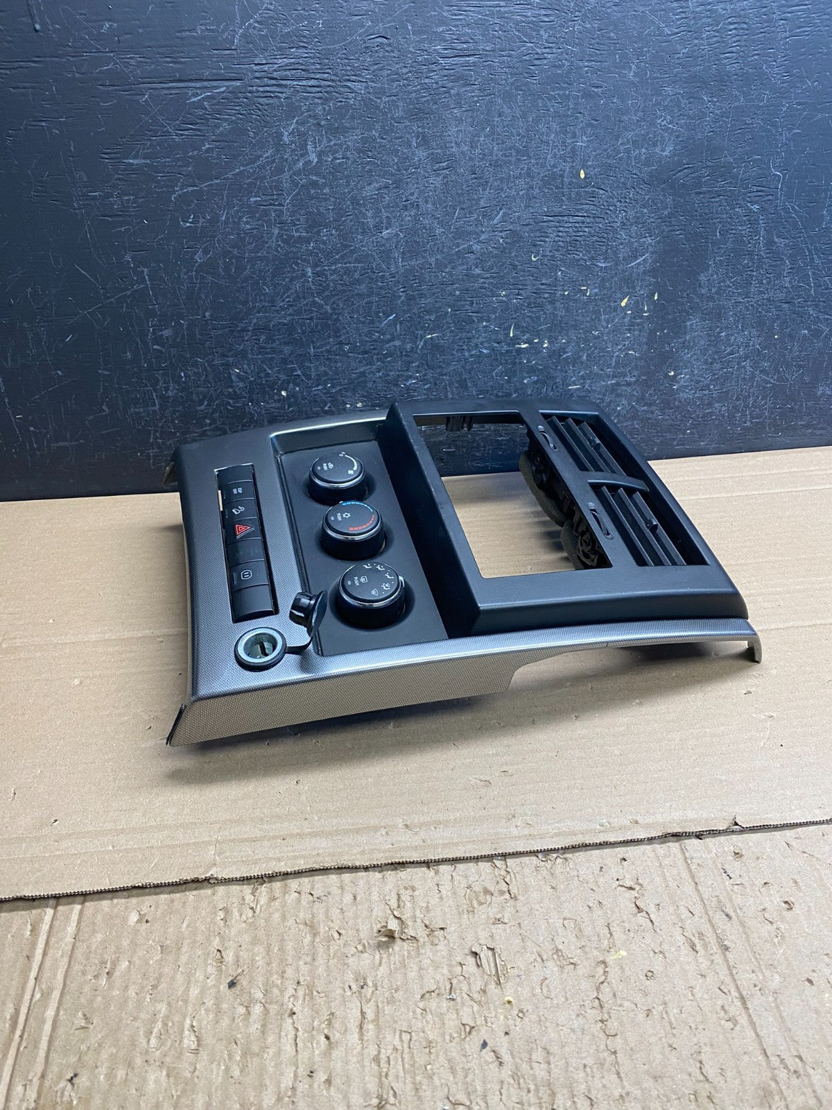 2008 to 2012 Jeep Liberty Dash Climate Temperature Control Radio Bezel AG0104 DG3