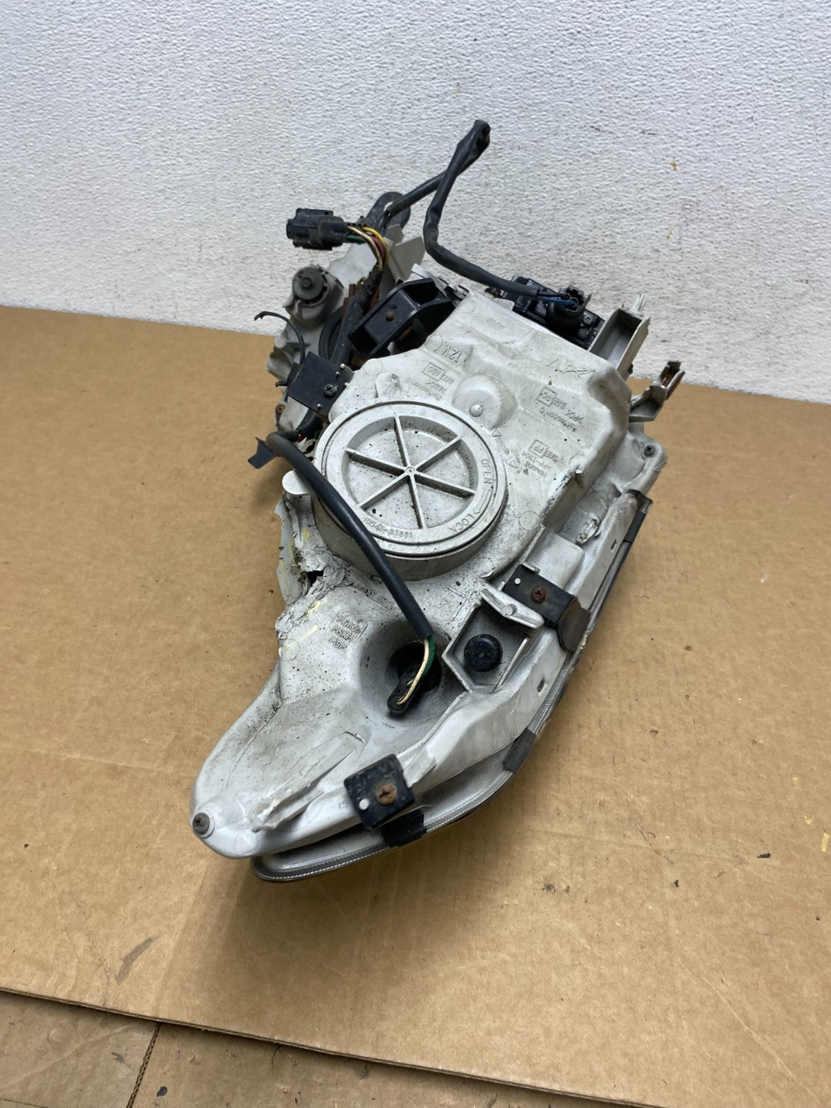 2007-2009 Infiniti G35 G37 Left Driver Hid Xenon Headlight Sedan AD5490 DW11