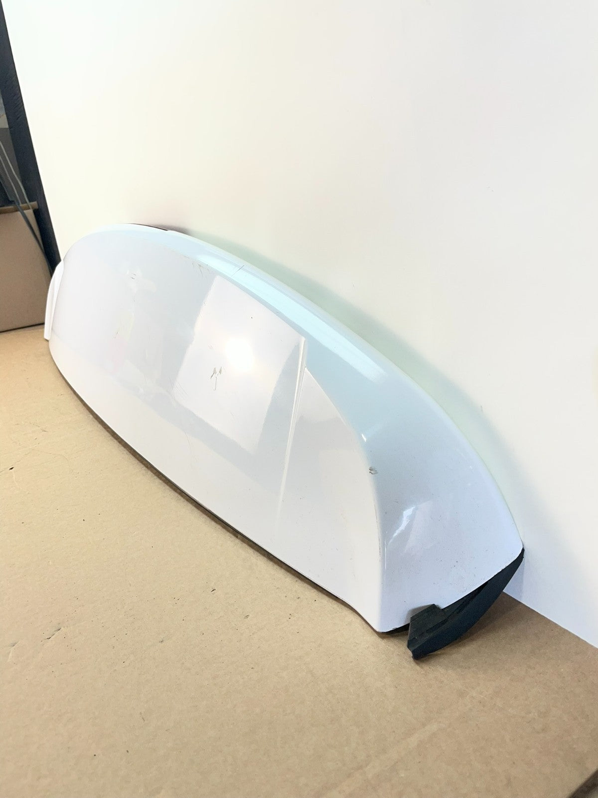 2011 to 2020 Dodge Durango Rear Upper Wing Spoiler W/Brake Light ah0016 DG1