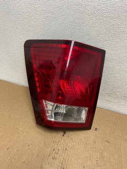 2007 to 2010 Jeep Grand Cherokee Left Driver Lh Tail Light AG2290 LK0